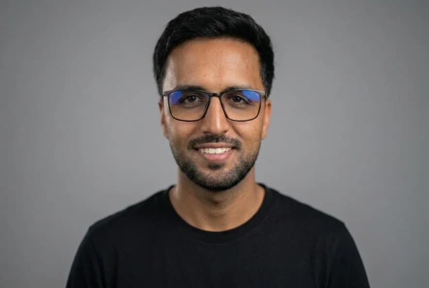 Muazzam Ali Khan, Laravel & AI Systems Builder, based in Dubai, United Arab Emirates